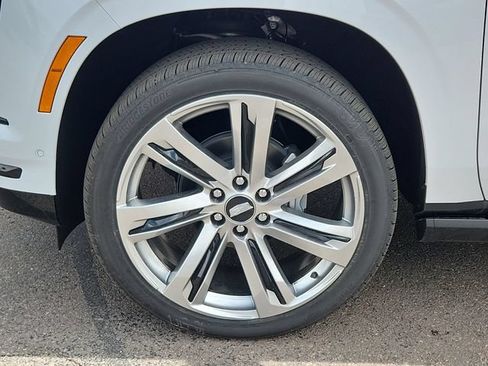 New 2026 Cadillac Escalade ESV Platinum Sport AWD/4WD image 27