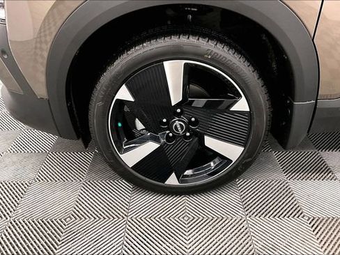 New 2026 Nissan Kicks SR w/ SR Premium Package image 12