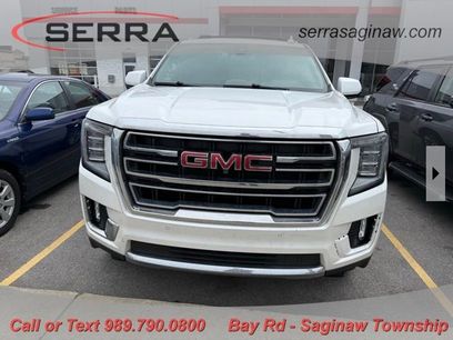 Used 2022 GMC Yukon XL SLT w/ SLT Premium Package