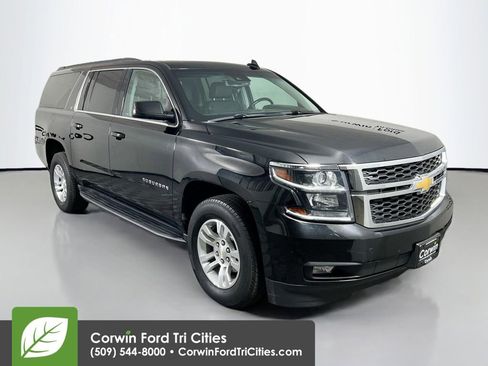 Used 2019 Chevrolet Suburban LT image 1