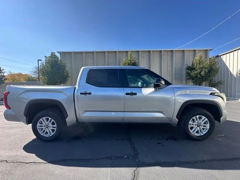 New 2026 Toyota Tundra SR5 w/ SR5 Convenience Package image 7