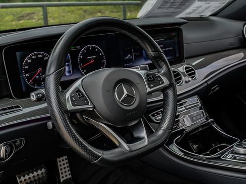 Used 2017 Mercedes-Benz E 43 AMG 4MATIC Sedan image 21