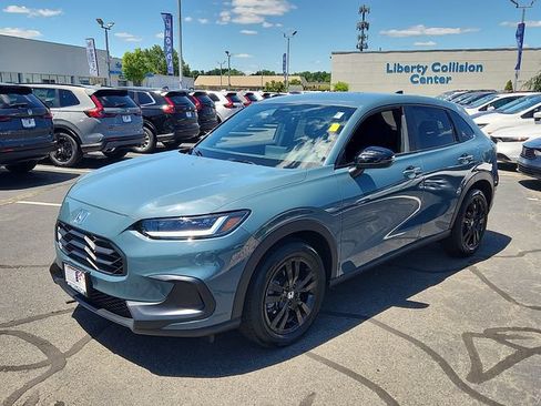Used 2026 Honda HR-V Sport image 3