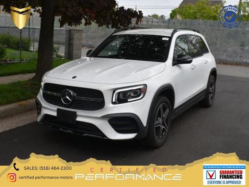 Used 2021 Mercedes-Benz GLB 250 image 1