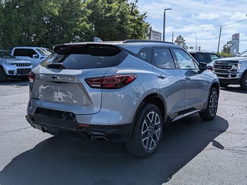 Used 2023 Chevrolet Blazer RS w/ Driver Confidence II Package image 6