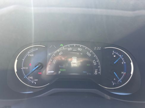 New 2025 Toyota RAV4 XLE image 15