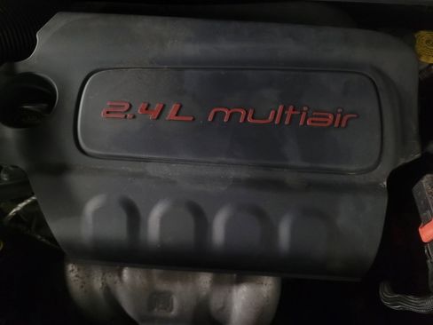 Used 2019 Jeep Compass Latitude w/ Cold Weather Group AWD/4WD image 30