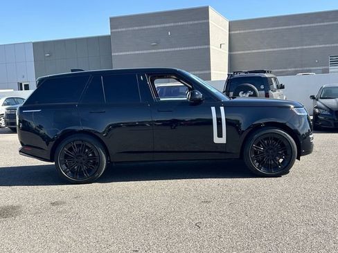 New 2026 Land Rover Range Rover Autobiography AWD/4WD image 17