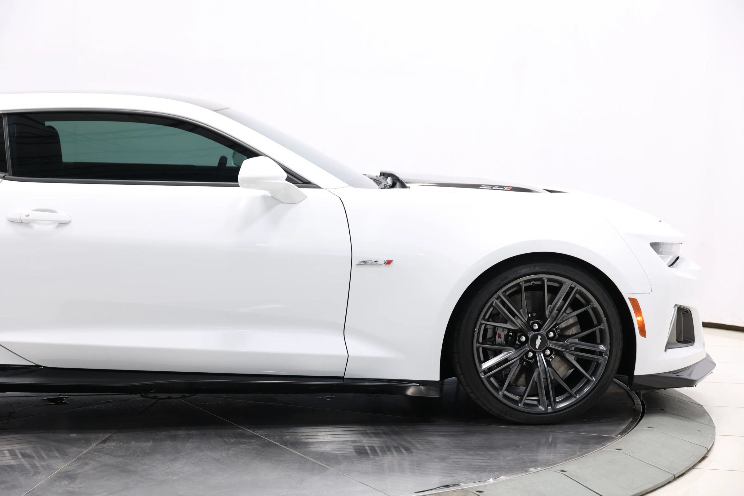 Used 2018 Chevrolet Camaro ZL1 RWD image 72