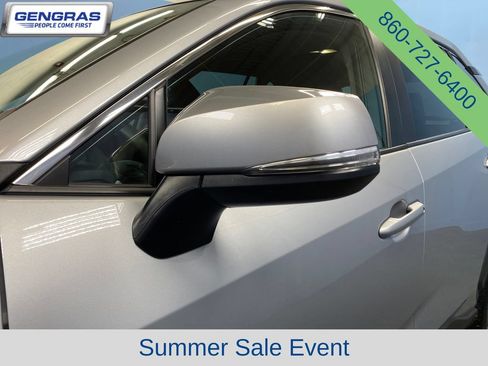Used 2025 Toyota RAV4 XLE AWD/4WD image 46