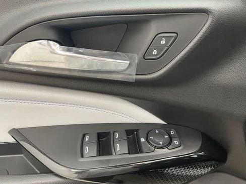 New 2026 Chevrolet Trax LT w/ Driver Confidence Package FWD image 10