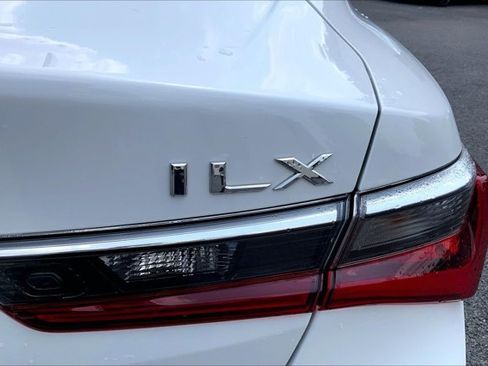 Used 2021 Acura ILX w/ Premium Package FWD image 7