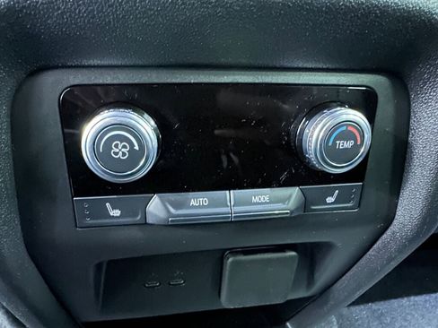 Used 2025 GMC Acadia Denali w/ Super Cruise Package image 25