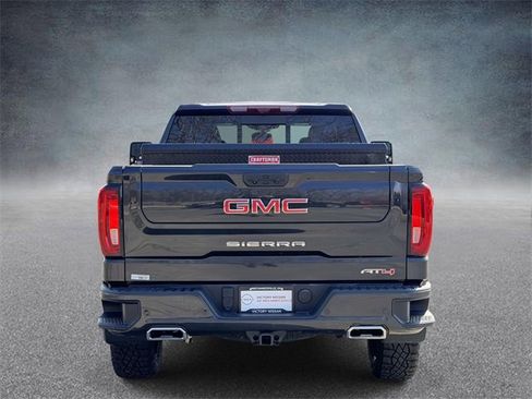 Used 2024 GMC Sierra 1500 AT4 w/ Technology Package image 5