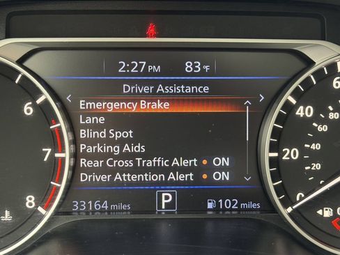 Used 2022 Nissan Altima 2.5 SR w/ Midnight Edition Package FWD image 9