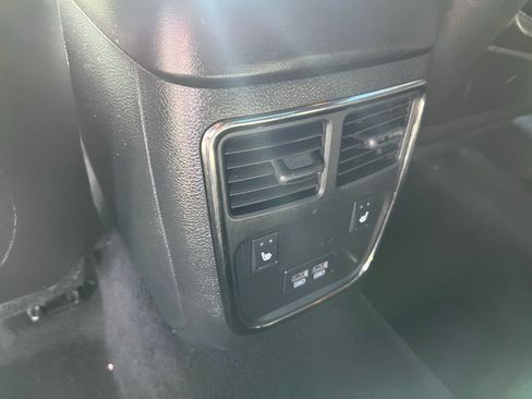 Used 2019 Dodge Charger SRT Hellcat w/ Navigation & Travel Group RWD image 27