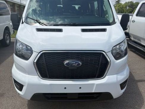 Used 2024 Ford Transit 350 XLT RWD image 2
