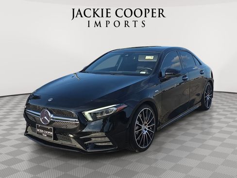 Used 2021 Mercedes-Benz A 35 AMG 4MATIC image 1