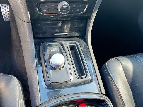 Used 2020 Chrysler 300 S image 16