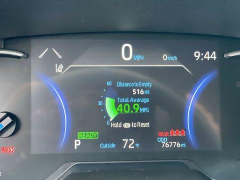 Certified 2024 Toyota RAV4 LE AWD/4WD image 4