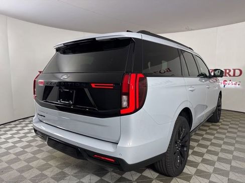 New 2025 Ford Expedition Platinum w/ Stealth Appearance Package image 7