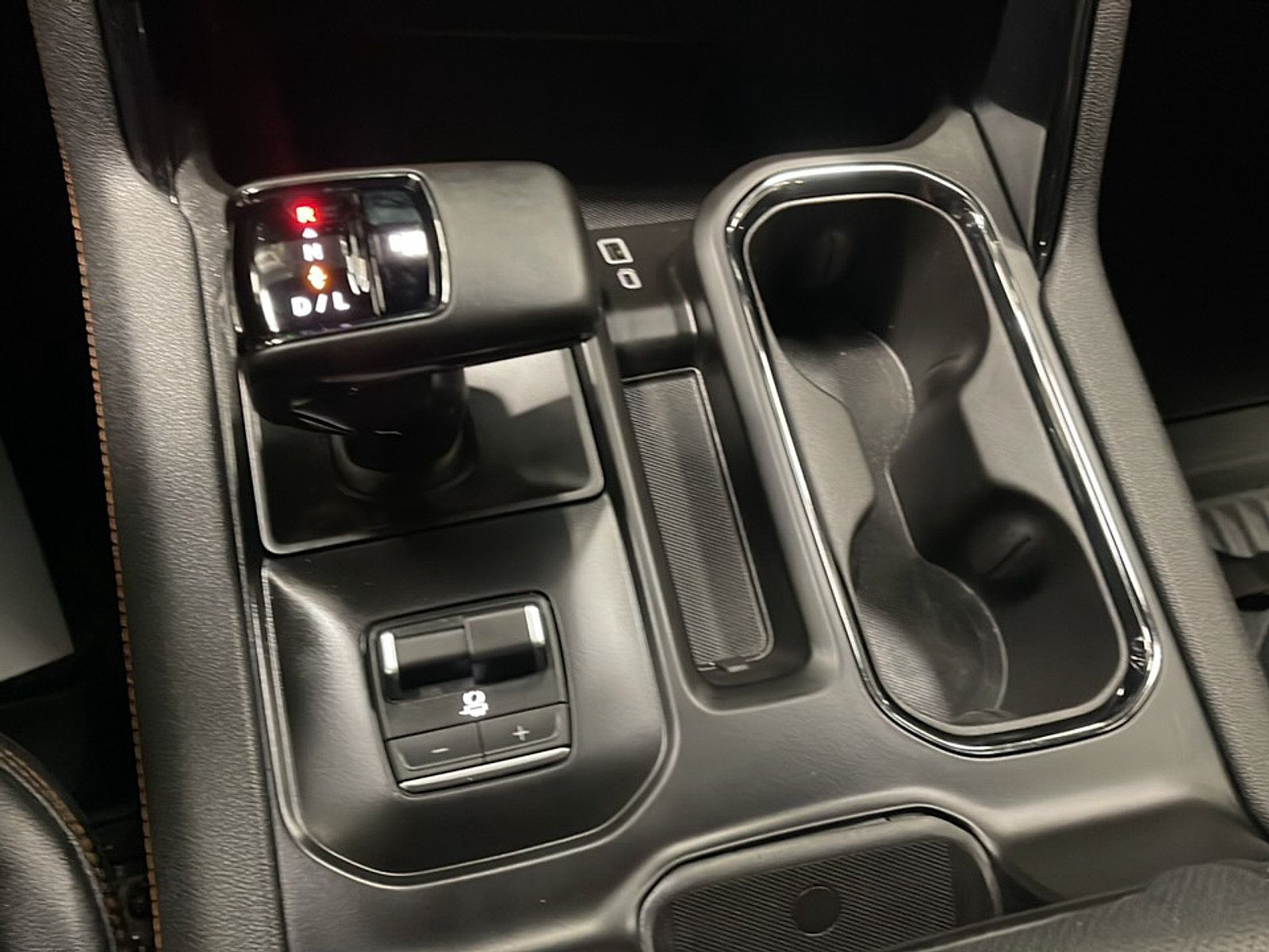 Used 2026 GMC Sierra 1500 AT4 w/ AT4 Premium Package AWD/4WD image 12