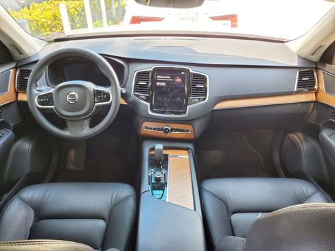 Certified 2024 Volvo XC90 B5 Plus image 14