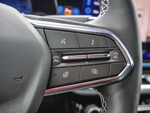 New 2024 Chevrolet Equinox EV LT image 46