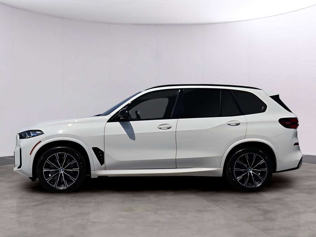 Used 2026 BMW X5 M60i AWD/4WD image 4