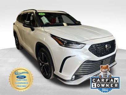 Used 2022 Toyota Highlander XSE