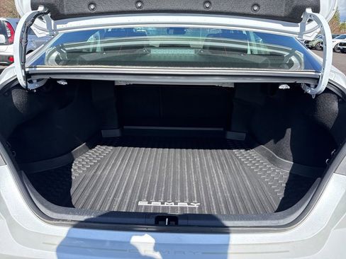 Used 2025 Toyota Camry XLE image 22