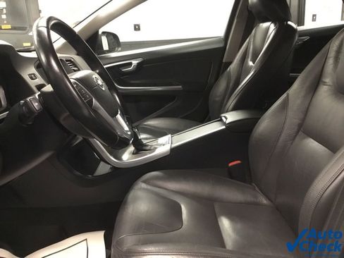 Used 2014 Volvo S60 T5 image 24