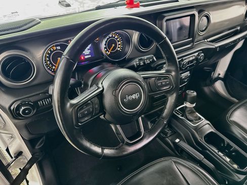 Used 2022 Jeep Wrangler Unlimited Sport AWD/4WD image 10