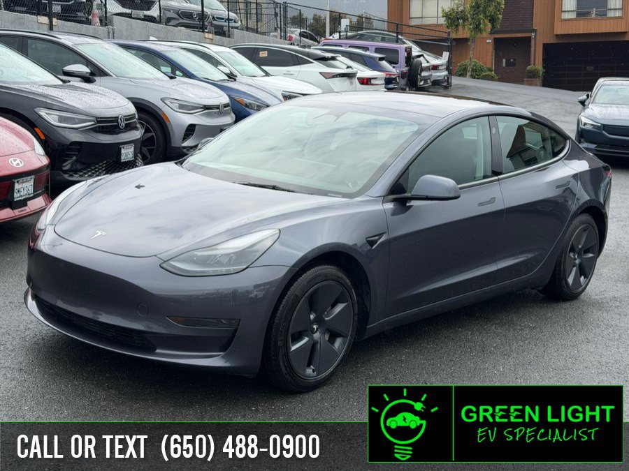 Used 2023 Tesla Model 3 Standard Range RWD image 1