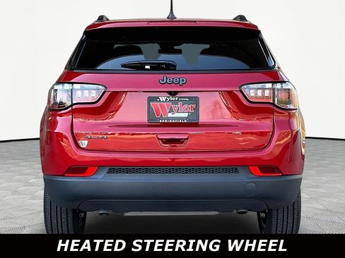 Used 2026 Jeep Compass Latitude image 5