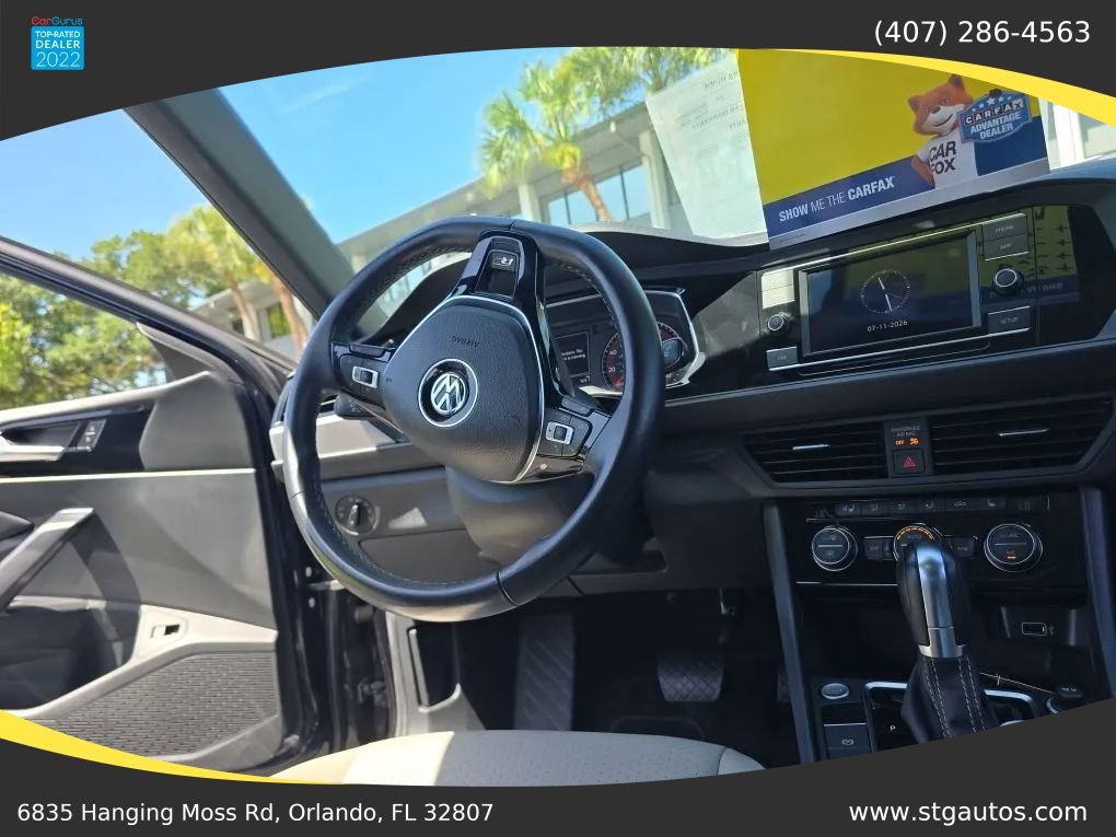 Used 2019 Volkswagen Jetta R-Line w/ R-Line Cold Weather Package FWD image 17