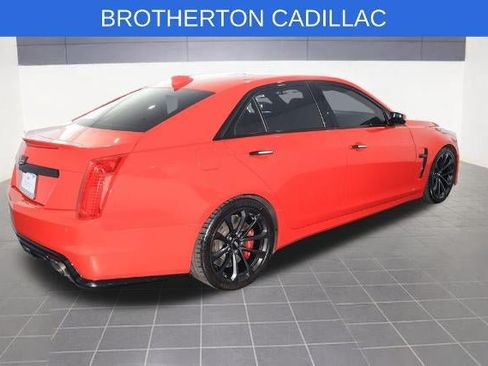 Used 2019 Cadillac CTS V w/ Luxury Package RWD image 8