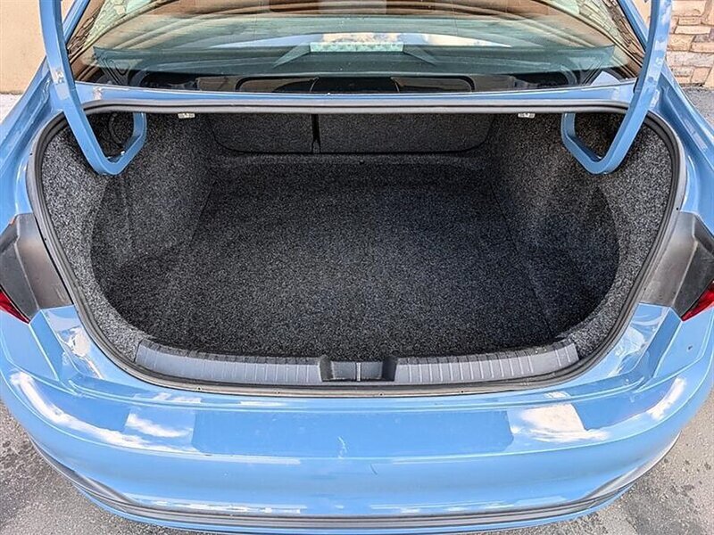 Used 2025 Volkswagen Jetta S FWD image 31