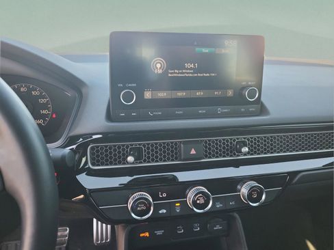 Used 2025 Honda Civic Sport image 11