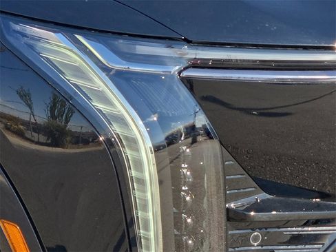 New 2025 Cadillac Optiq Sport 1 image 8