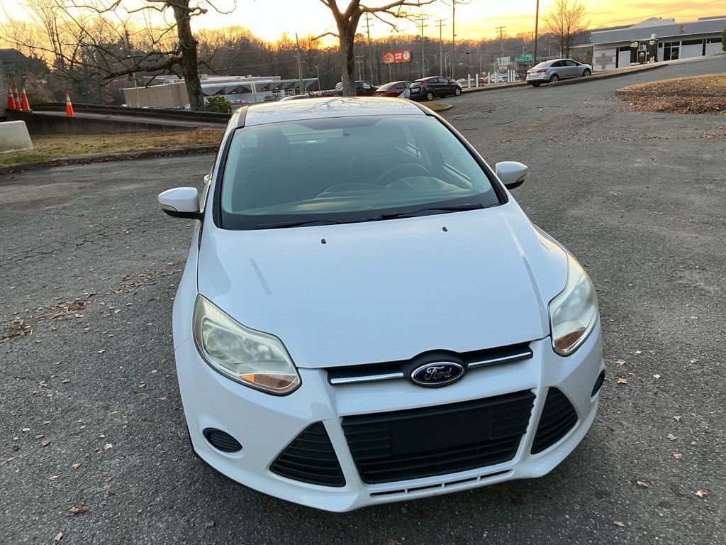 Used 2014 Ford Focus SE FWD image 5