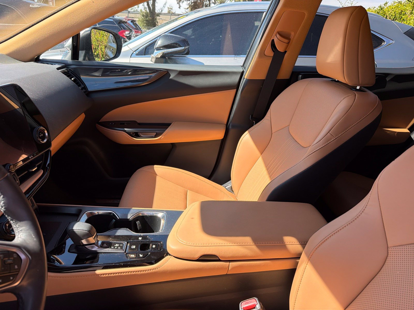 Certified 2024 Lexus NX 350h AWD image 7