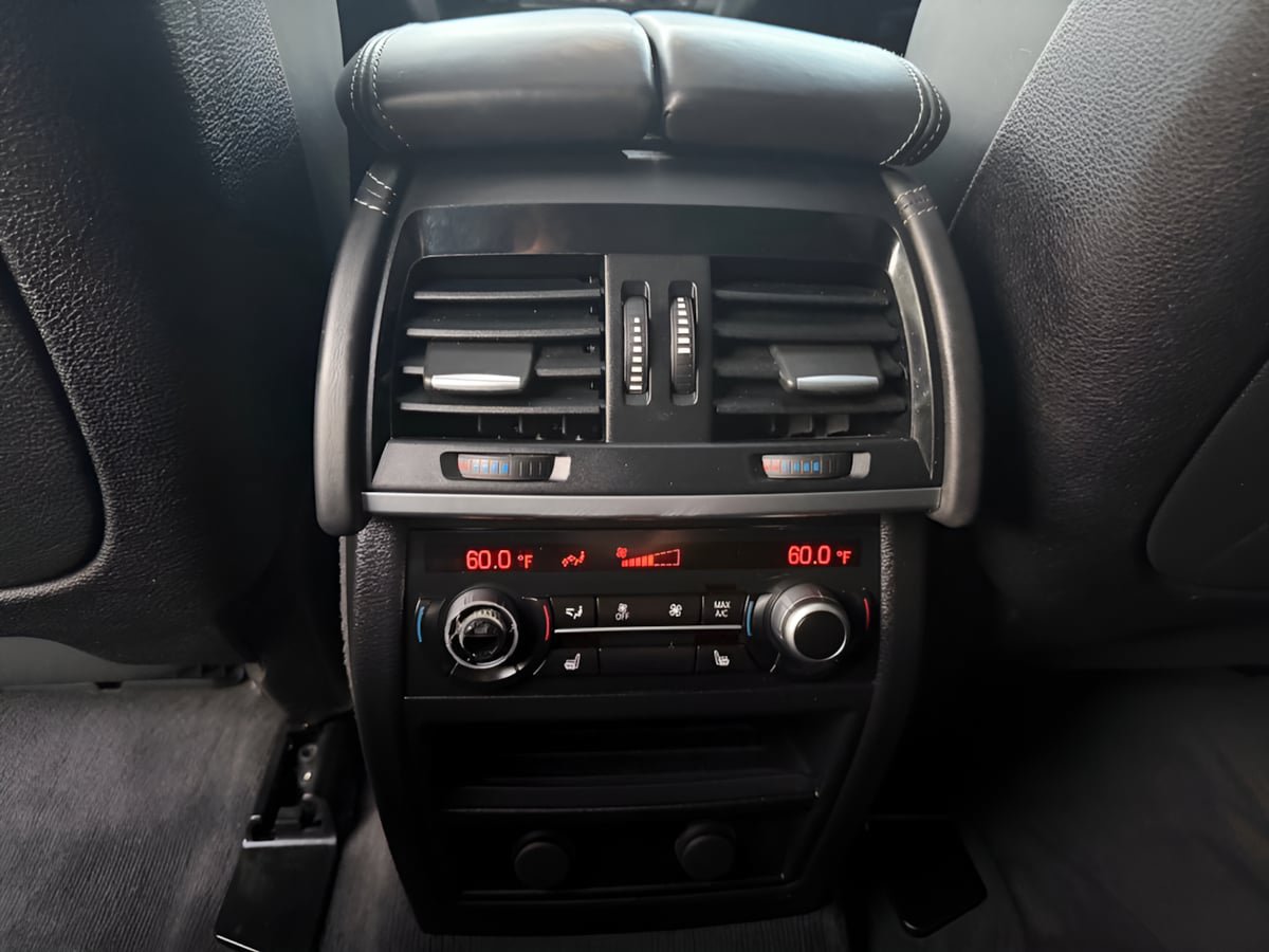 Used 2019 BMW X6 M w/ Executive Package AWD/4WD image 27