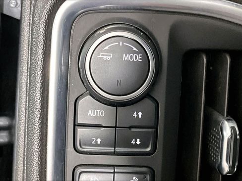 Used 2021 Chevrolet Silverado 1500 LT Trail Boss w/ Convenience Package II AWD/4WD image 32