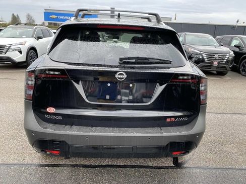 New 2026 Nissan Kicks SR w/ Cold Weather Package AWD/4WD image 5