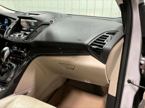 Used 2015 Ford Escape Titanium image 16