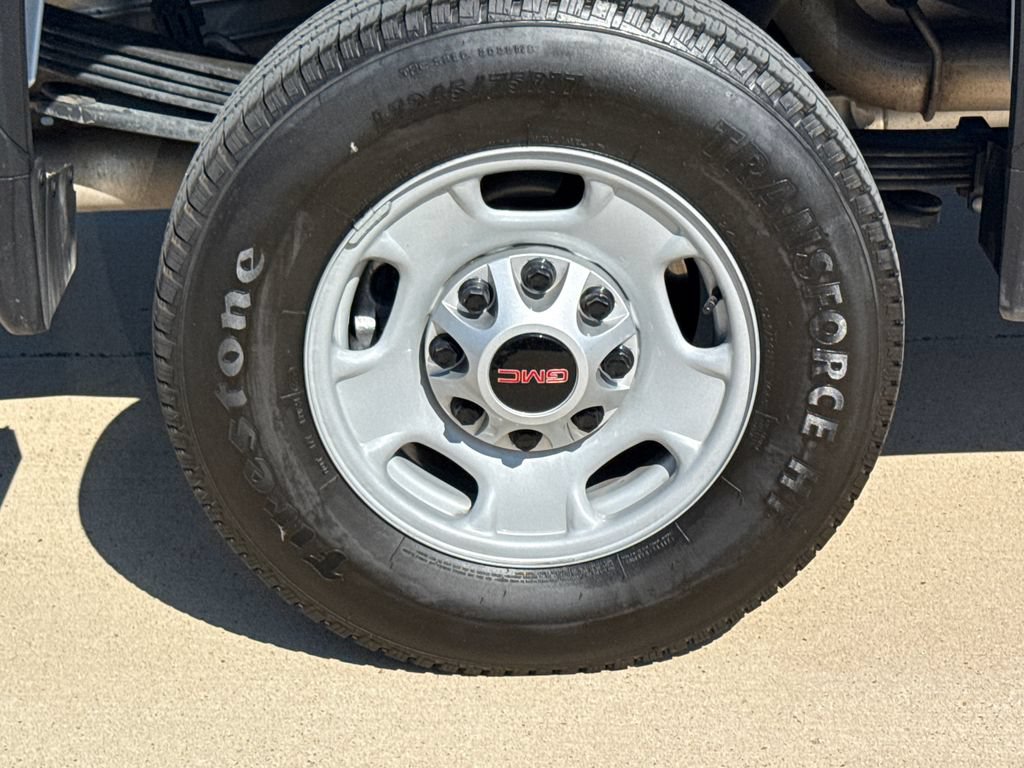 Used 2025 GMC Sierra 2500 Pro AWD/4WD image 10