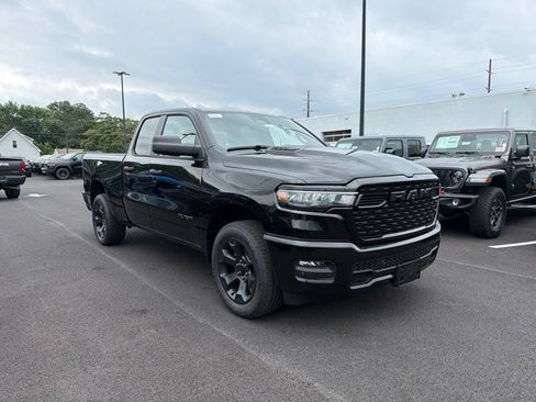 New 2026 RAM 1500 Express AWD/4WD image 4