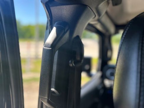 Used 2022 Jeep Wrangler Unlimited Rubicon 4xe w/ Dual Top Group AWD/4WD image 35