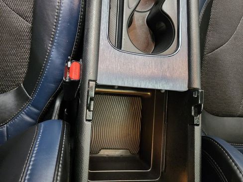 Used 2016 Chrysler 200 S w/ Navigation & Sound Group I image 23